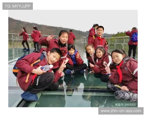 游泳队成立心理辅导小组关爱选手，游泳兴趣小组活动方案